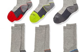 6 pairs Fruit of the loom socks – $3+