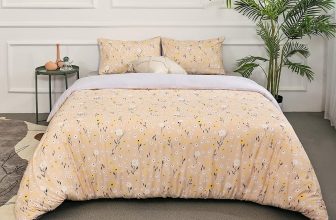 King duvet cover with 2 pillow case – $12