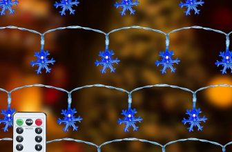 Snowflake string light – $6