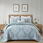 Queen size quilt – $18+