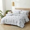 3pcs Queen comforter – $15