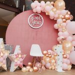 Balloon arch kit – $8